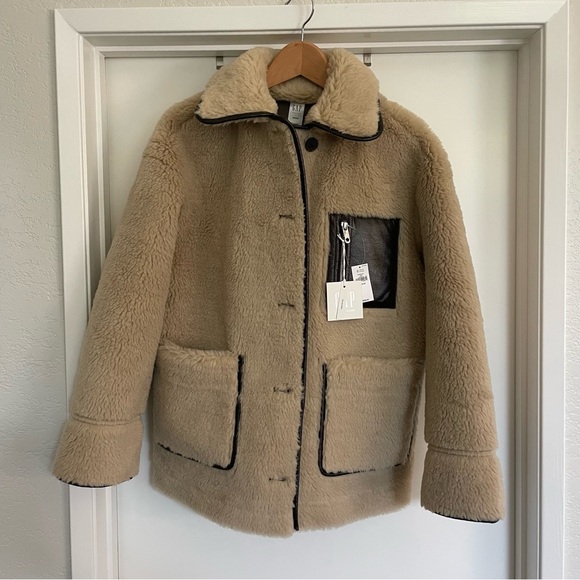 NWT Gap x Sandy Liang Reversible Vegan Leather Sherpa Jacket - Picture 2 of 4